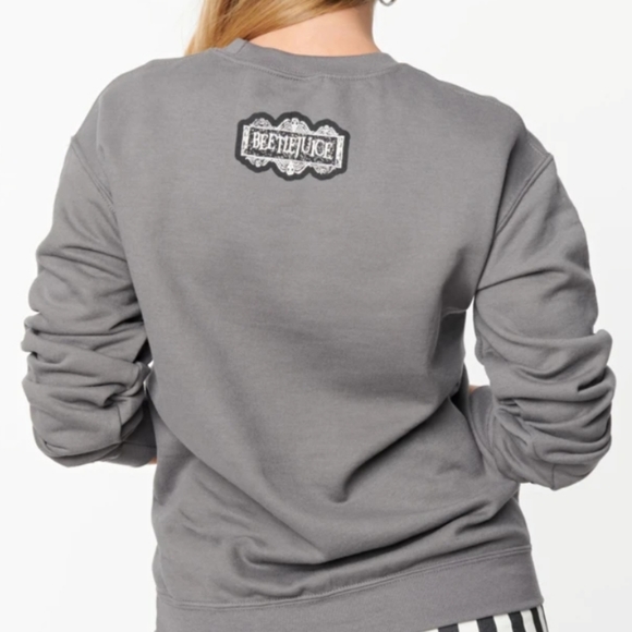 NIB 💚🤍🖤 Beetlejuice x Unique Vintage no feet Polaroid sweatshirt - Picture 2 of 9